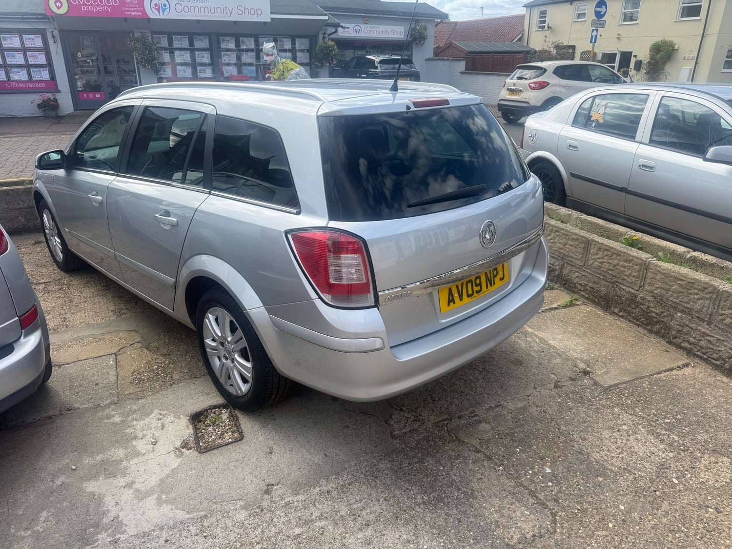 [ berth ]Vauxhall Astra