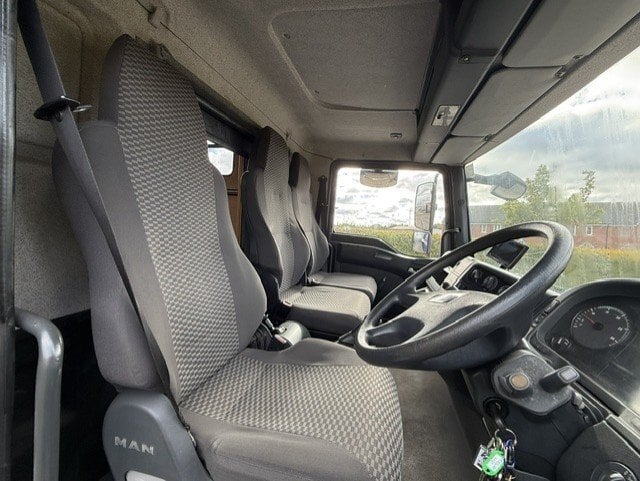[ berth ]Minster Coach built horsebox