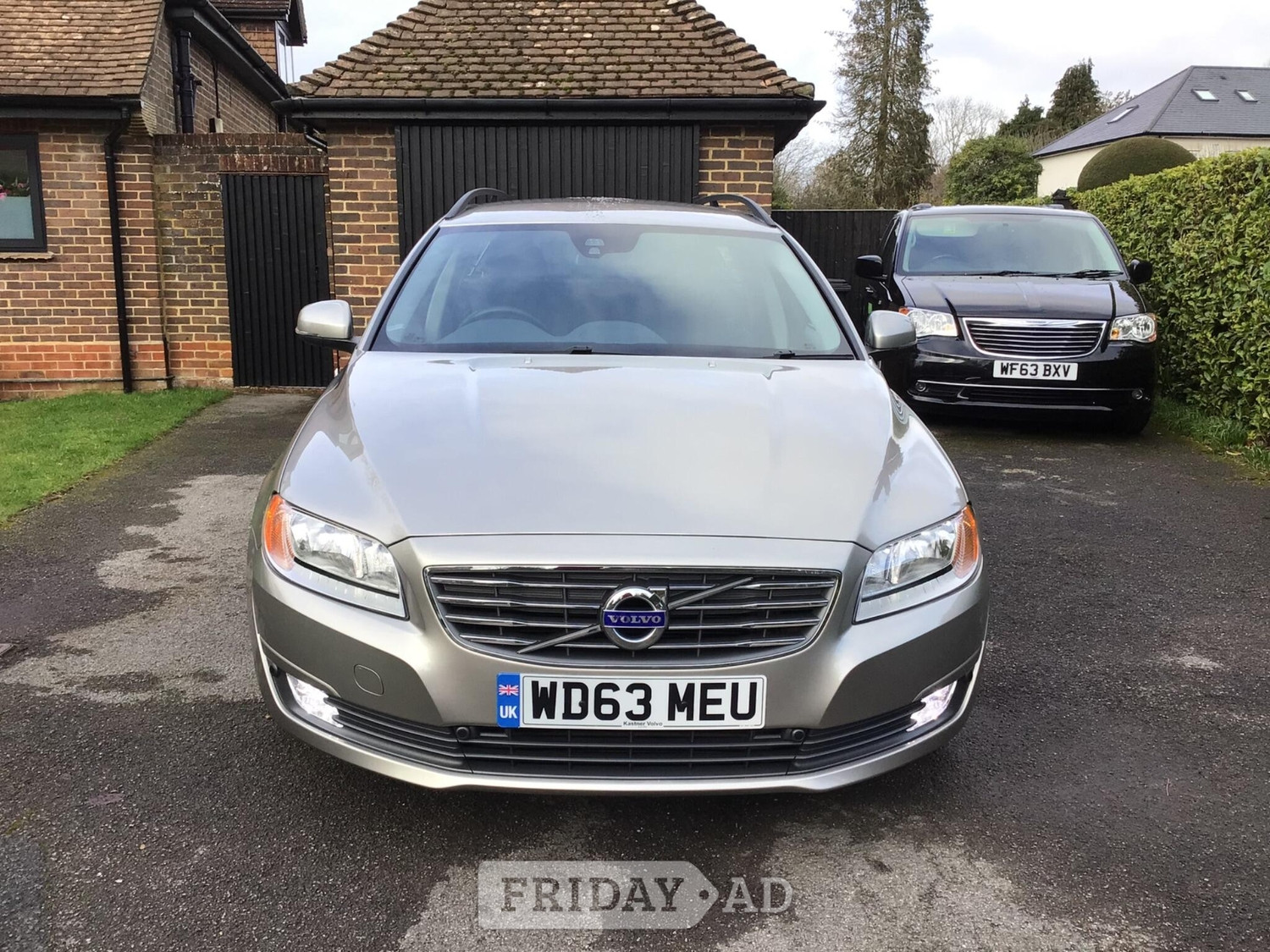 Volvo V70 2013 in Winchester