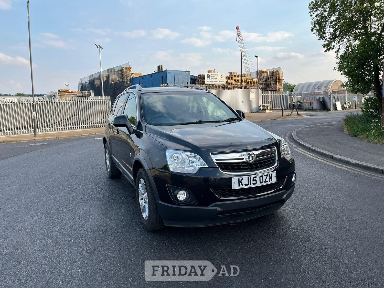 Vauxhall Antara 2015 in Wembley