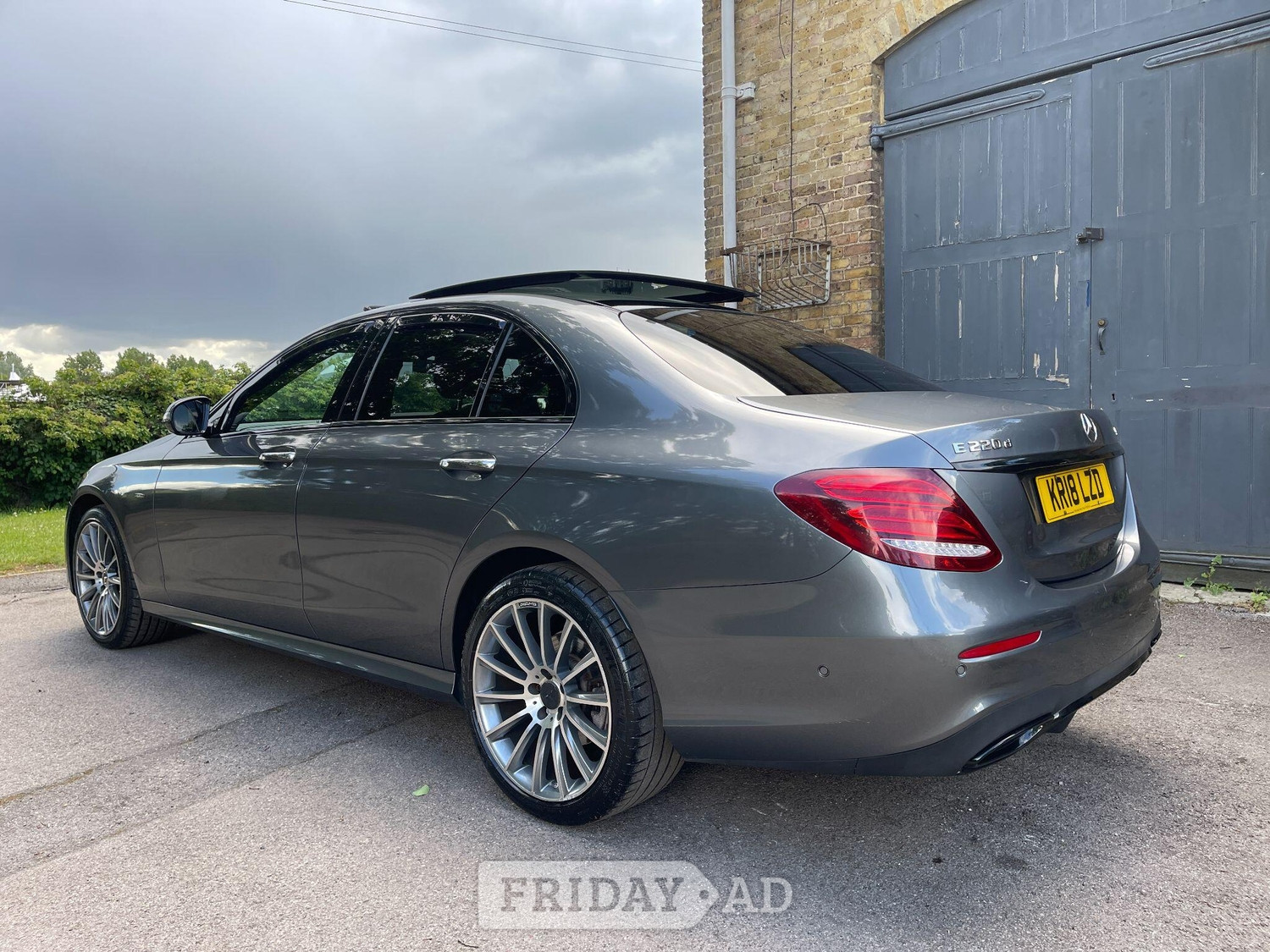 Mercedes-Benz E Class 2018 - Cars in Uxbridge