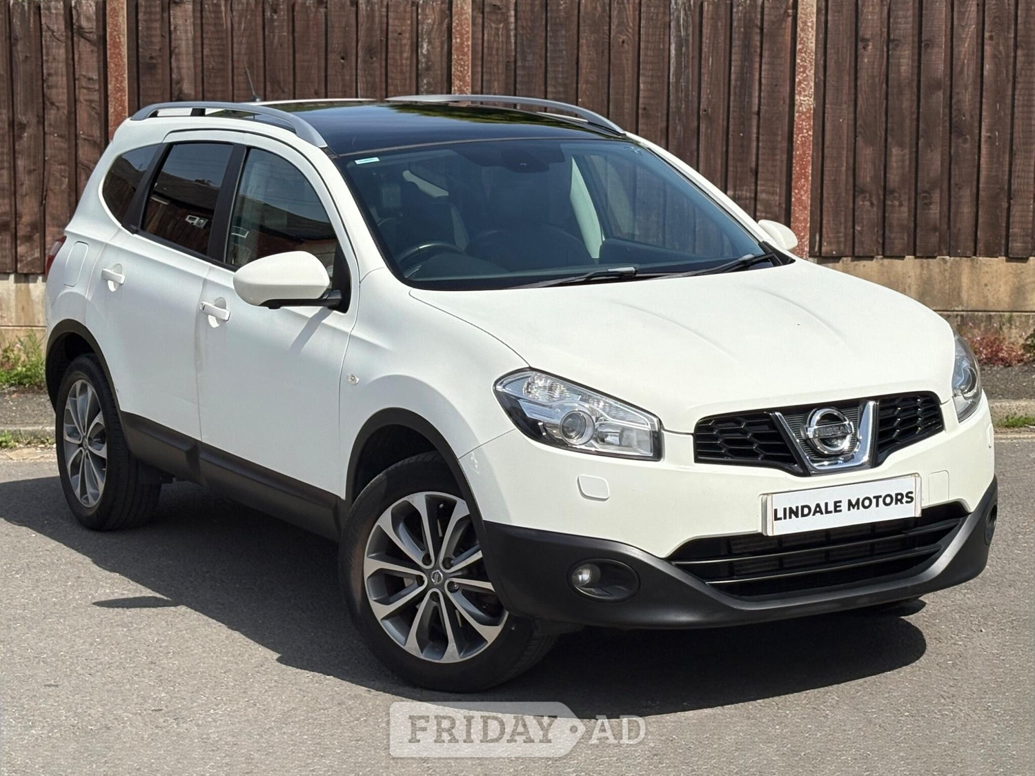 Nissan Qashqai+2 2012 in Oldham