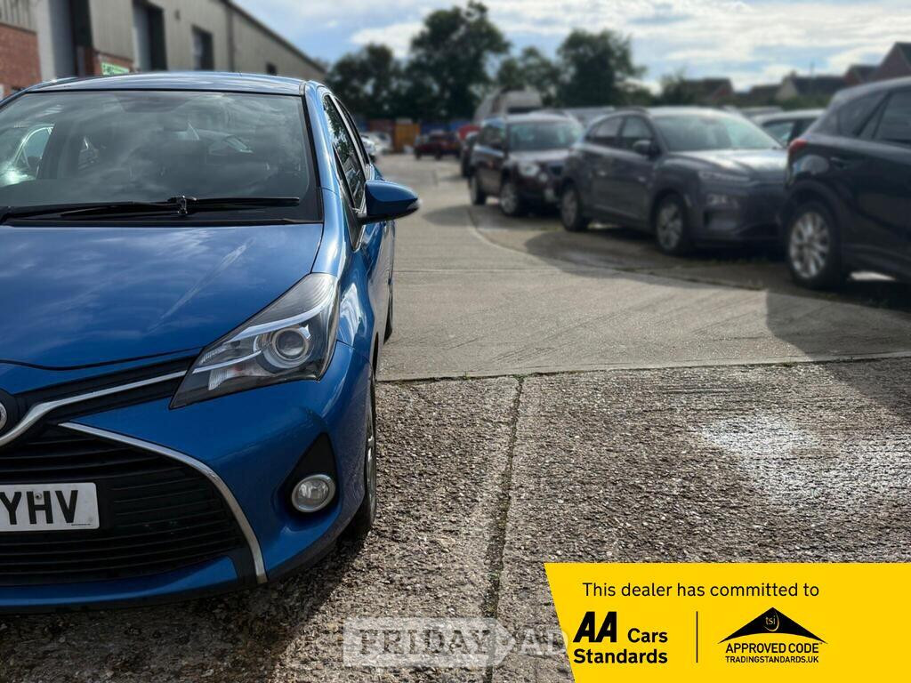 Toyota Yaris 2016 - Cars
