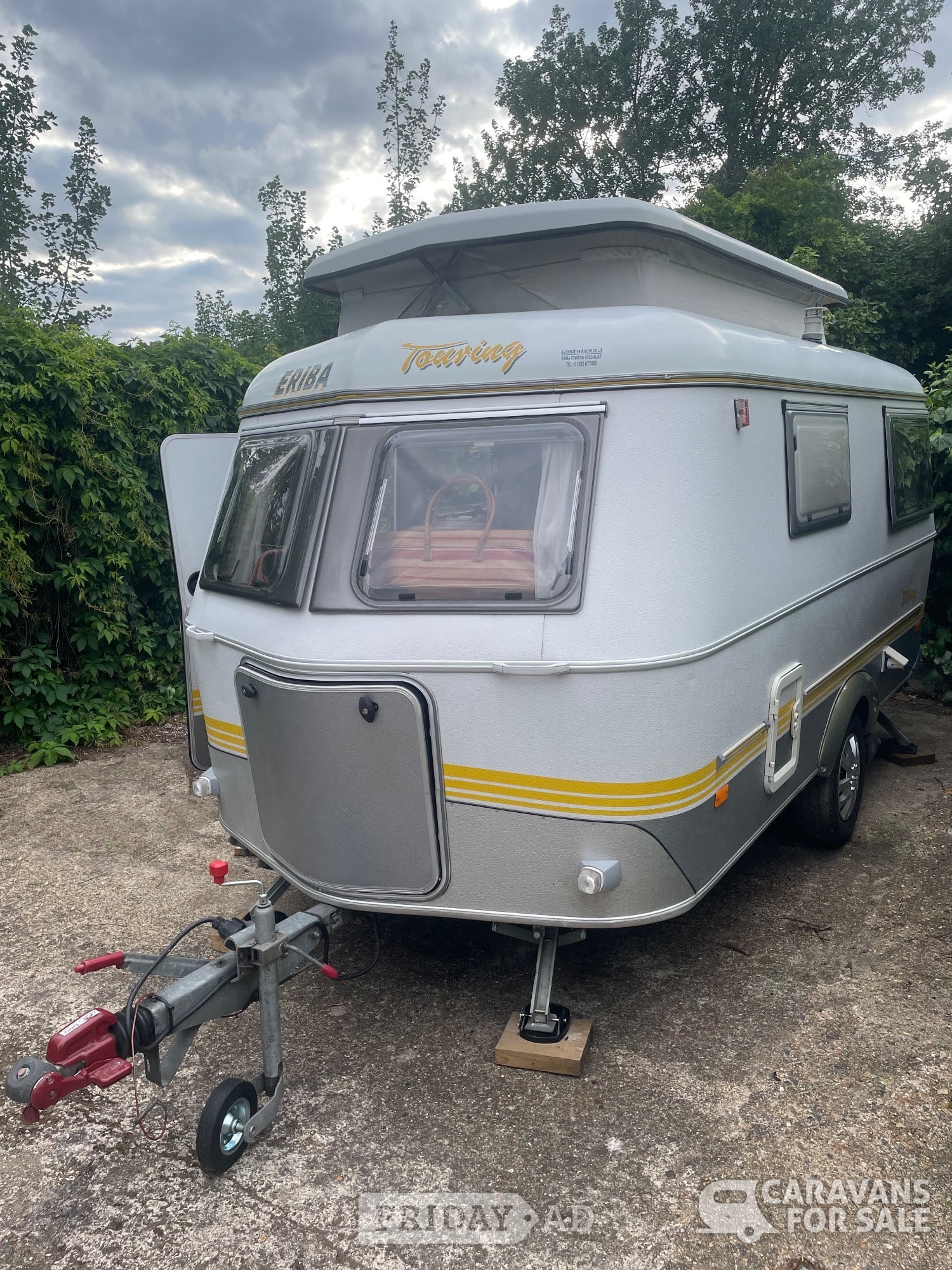Eriba Touring Triton 430 GT 2000 in London