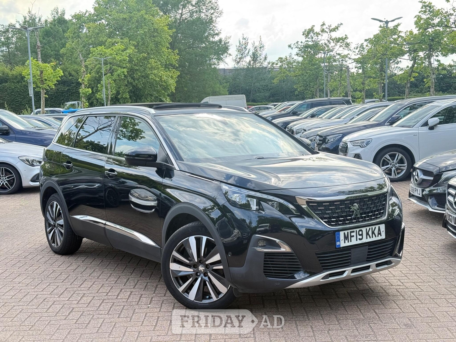 Peugeot 5008 2019 in Uxbridge