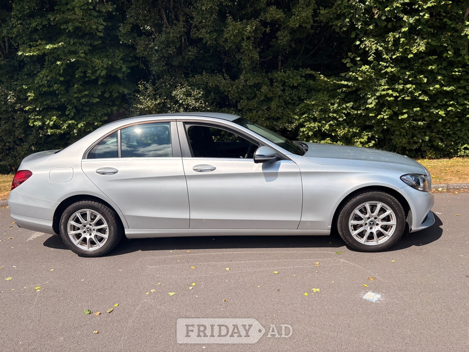 [ berth ]Mercedes-Benz C Class
