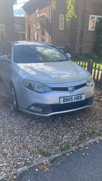 MG MG6 2015