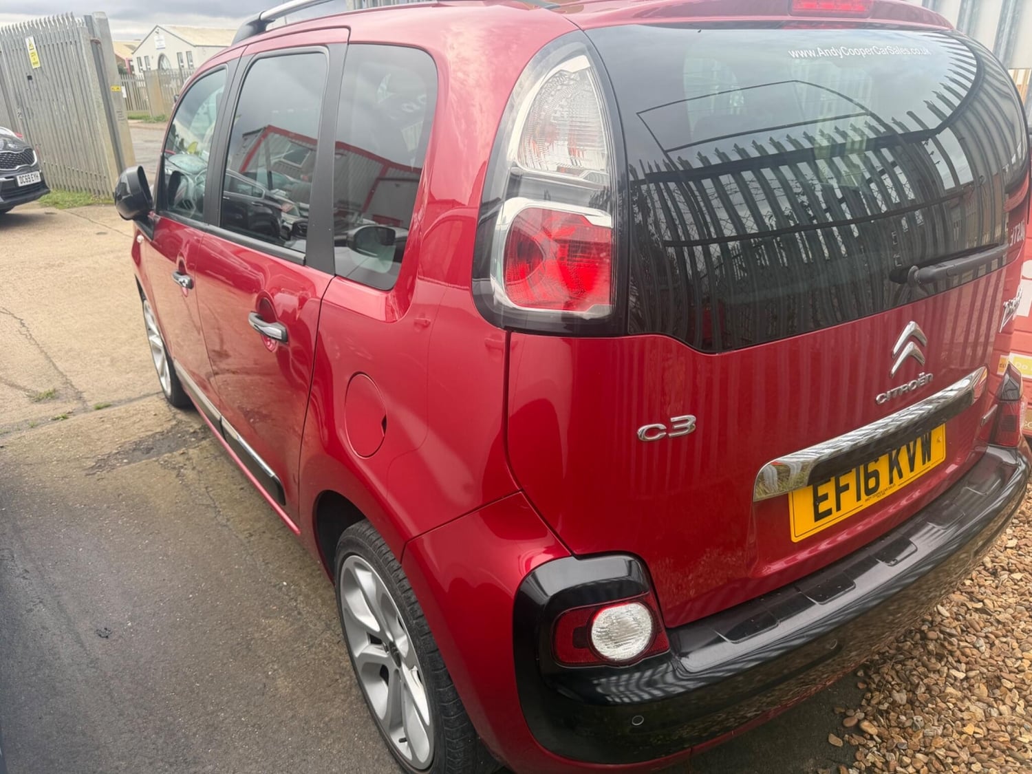 Citroen C3 Picasso 2016 - Cars in Wisbech