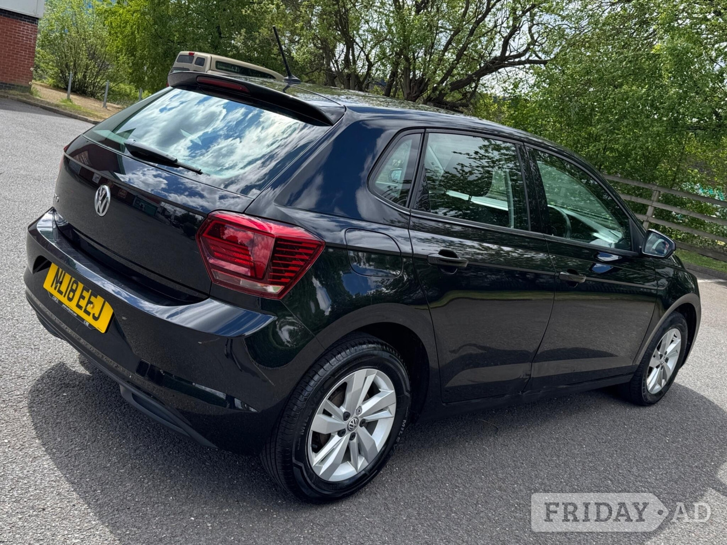 Volkswagen Polo 2018 - Cars
