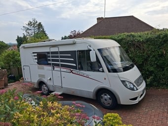 Hymer Exsis i 512 2012