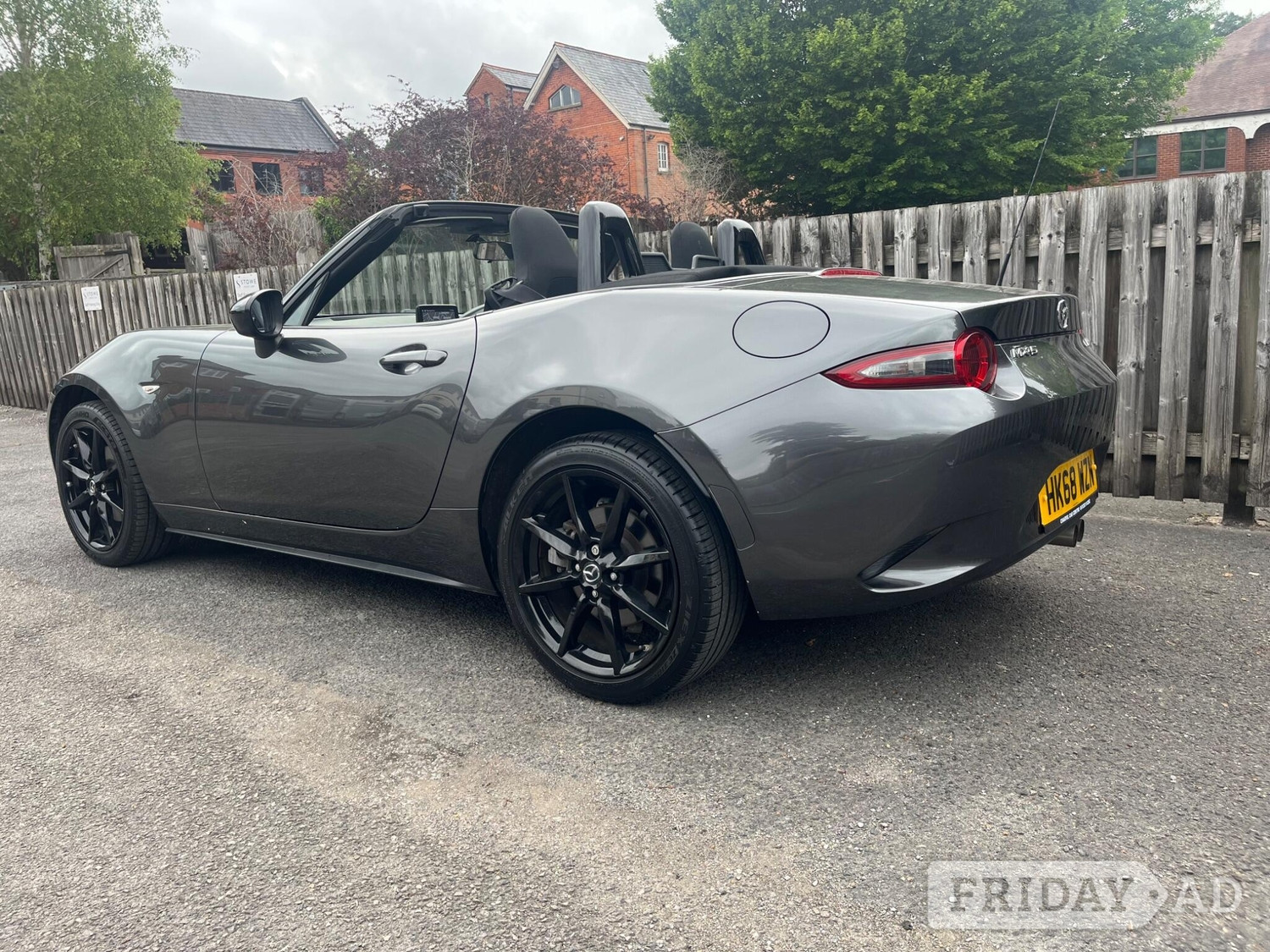 [ berth ]Mazda MX-5