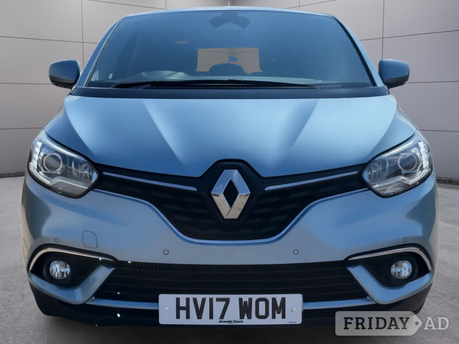 [ berth ]Renault Scenic