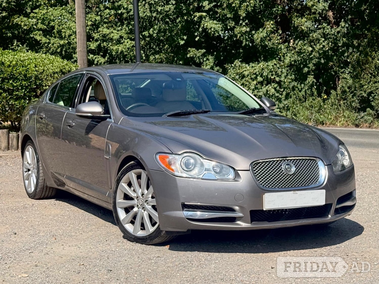Jaguar XF 2009 in Enfield