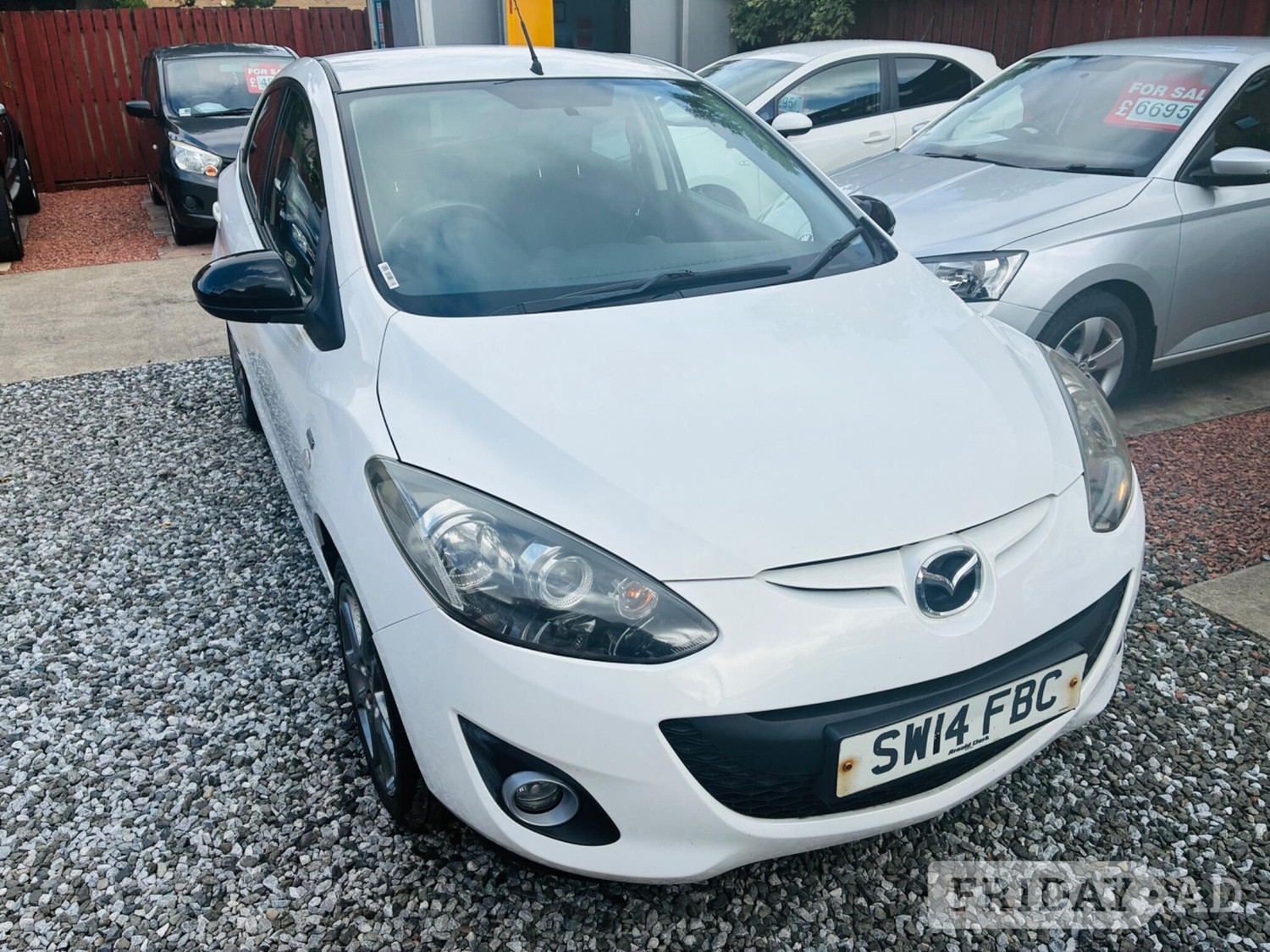 Mazda Mazda2 2014 - Cars