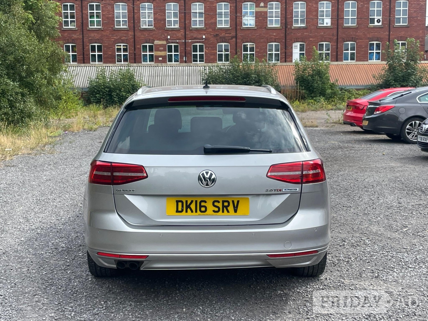 Volkswagen Passat 2016 - Cars in Leeds