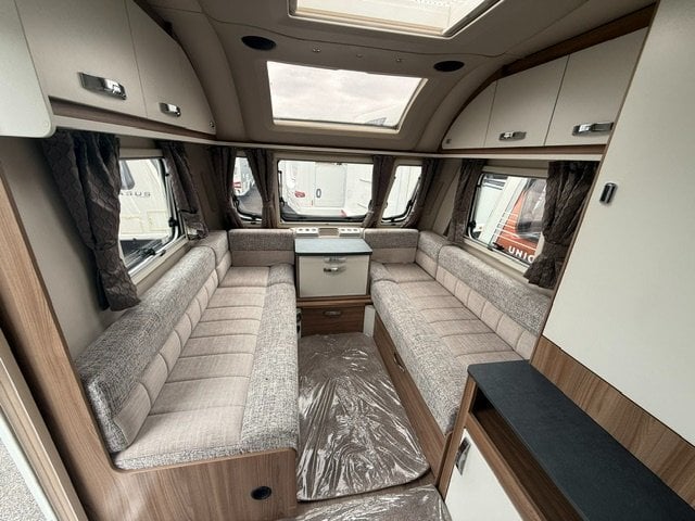 Swift Accord 590S Royston