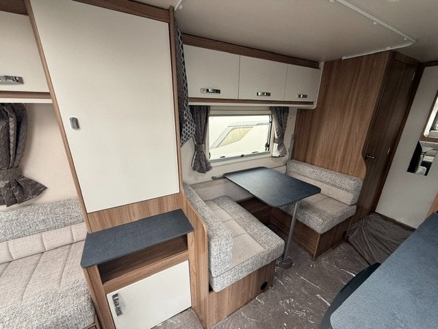 [ berth ]Swift Accord 590S