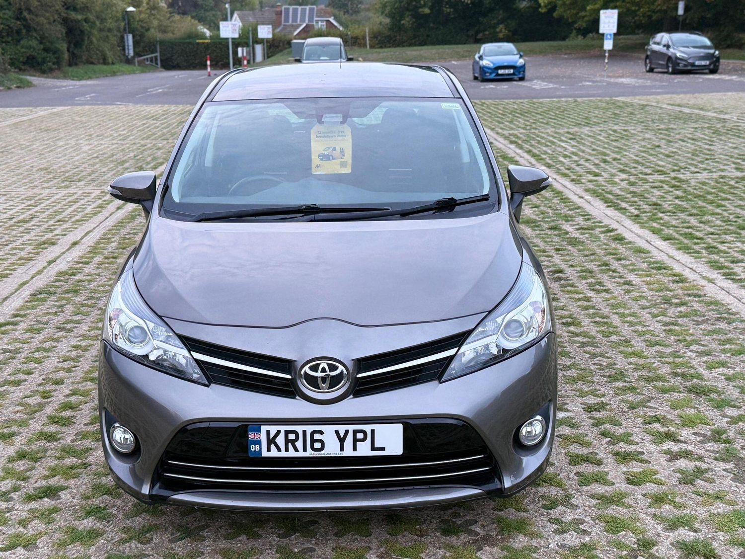 [ berth ]Toyota Verso