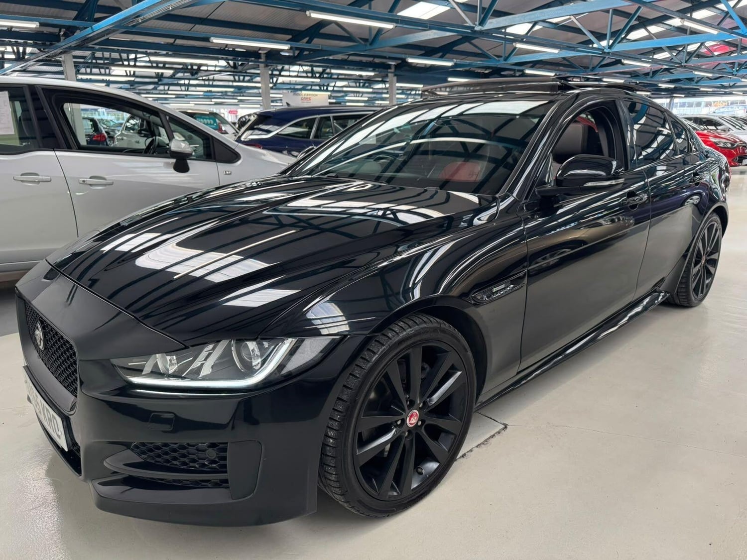 [ berth ]Jaguar XE