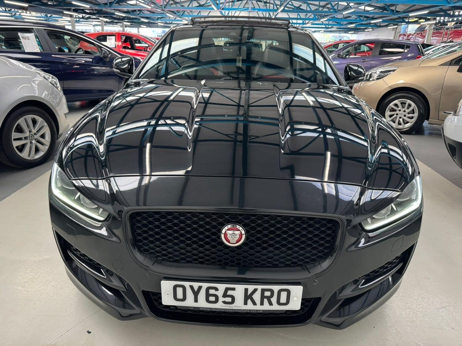 Jaguar XE 2015 - Cars