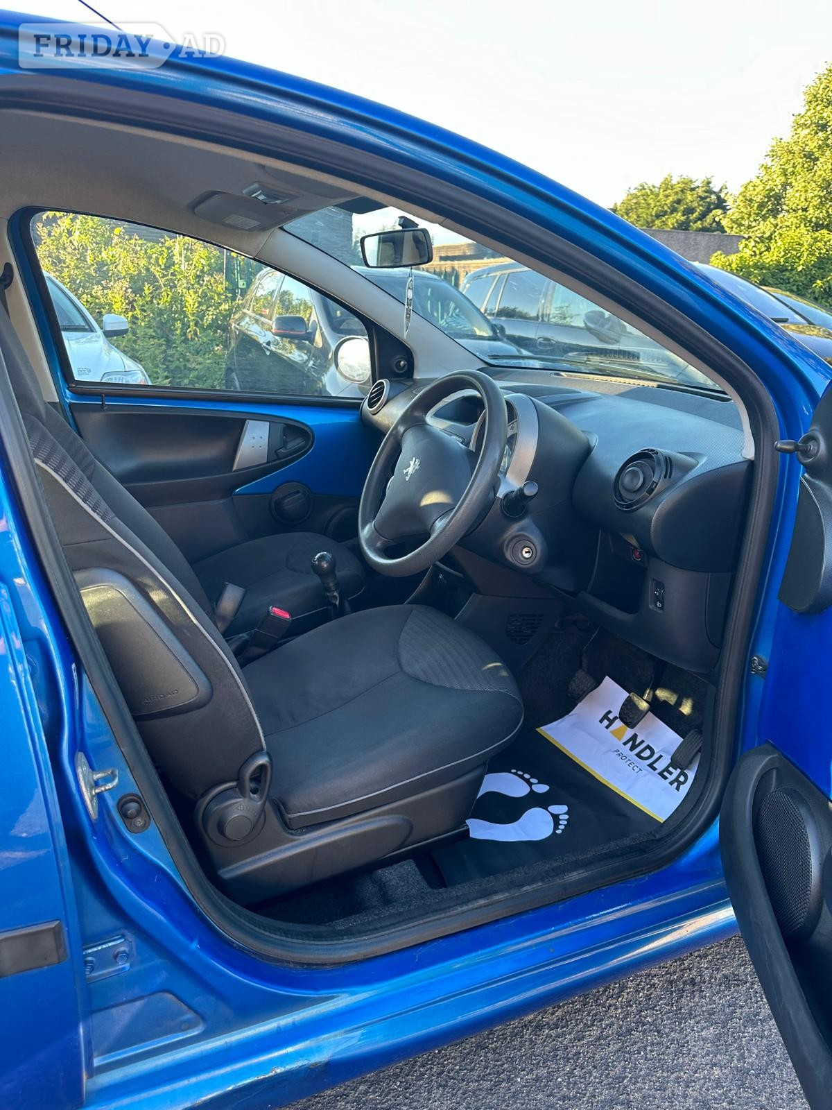 Peugeot 107 2012 - Cars