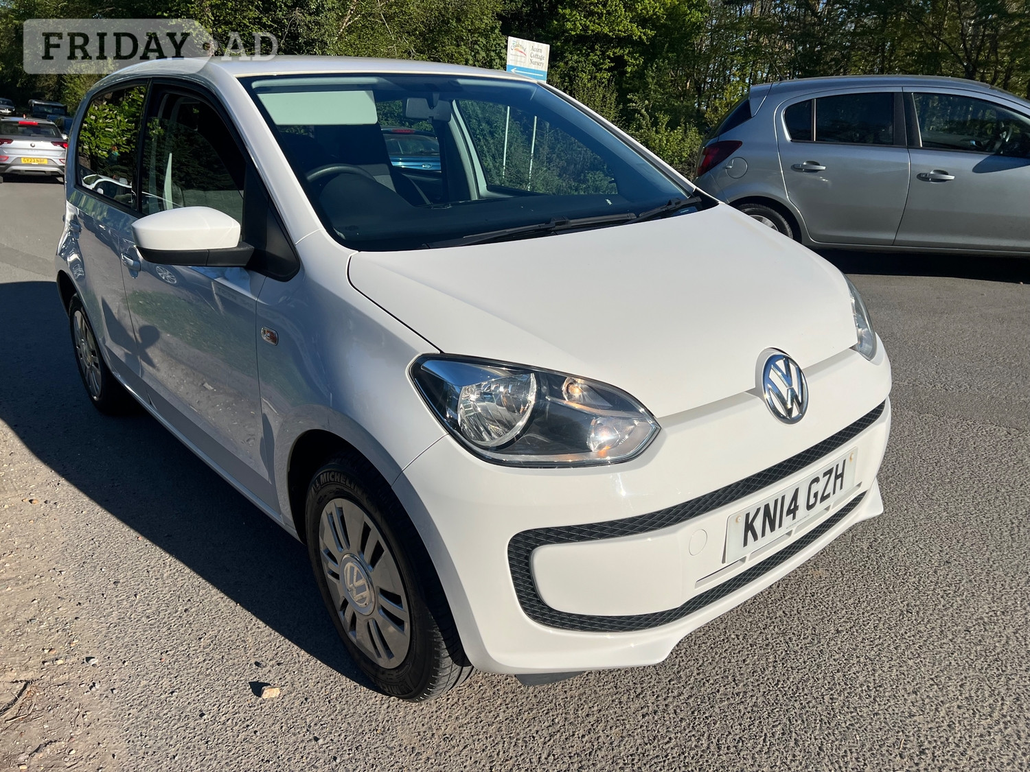 Volkswagen UP! 2014 - Cars