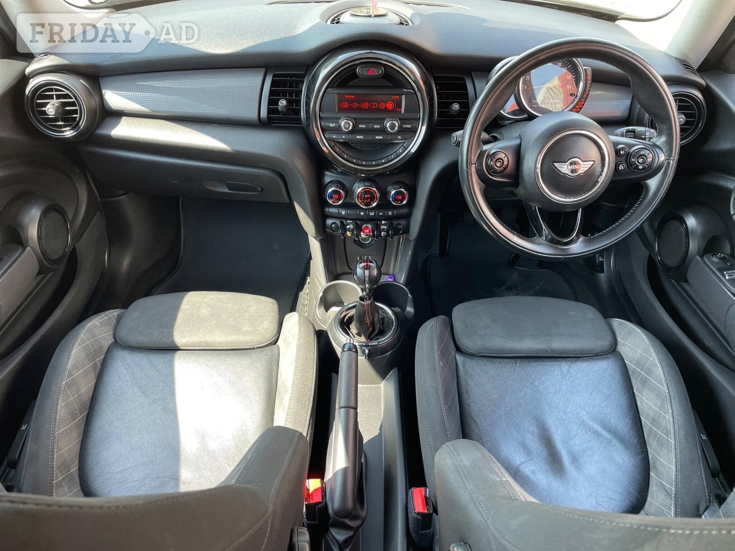 [ berth ]Mini Hatch