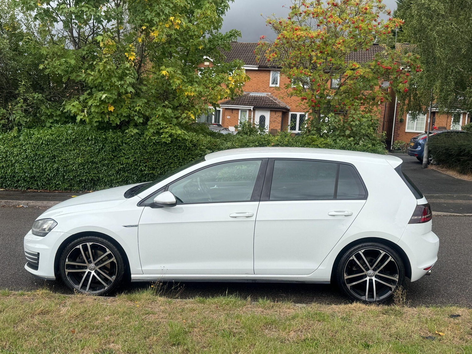 Volkswagen Golf 2013 - Cars in Birmingham