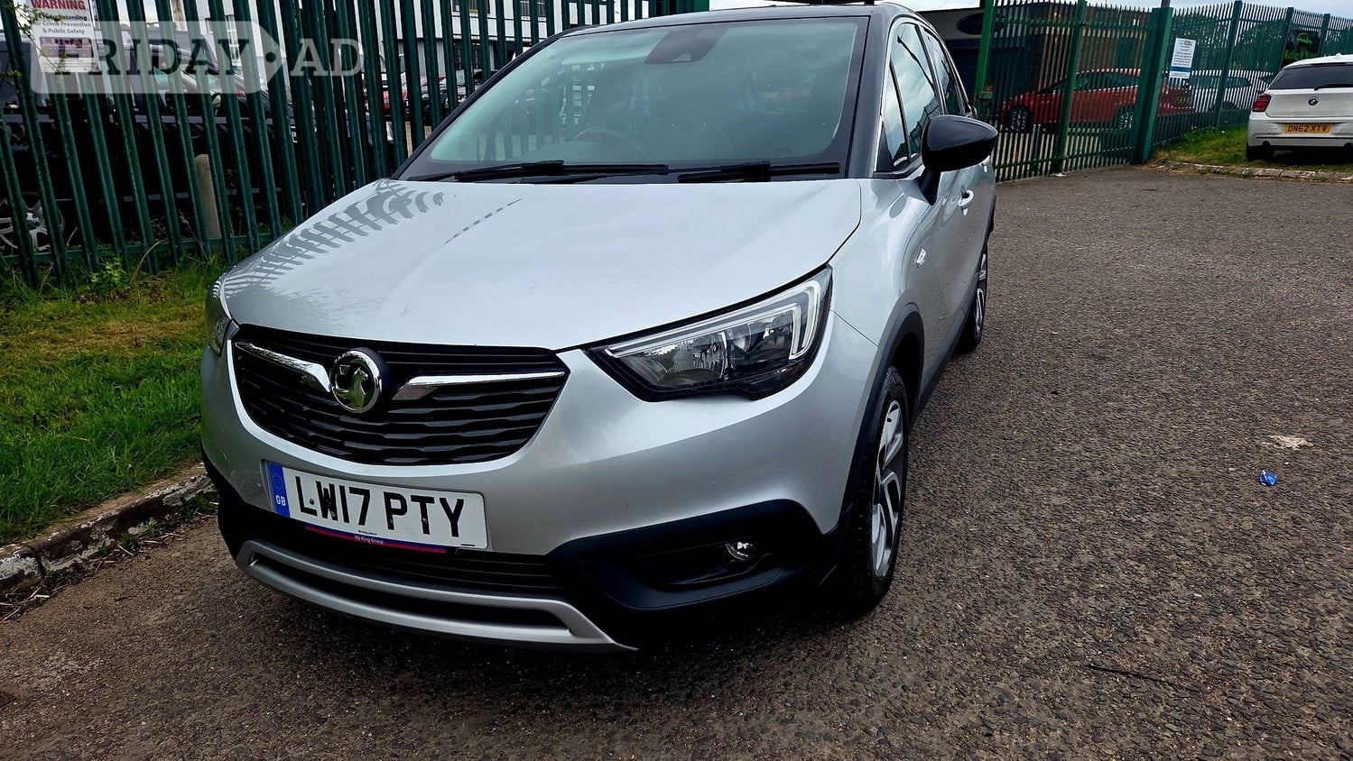 [ berth ]Vauxhall Crossland X