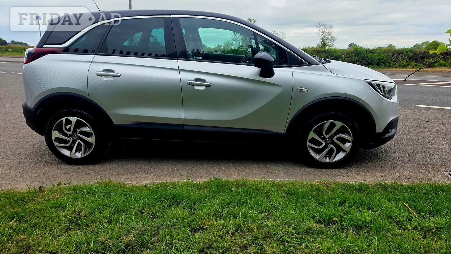 Vauxhall Crossland X 2017 - Cars in Atherstone