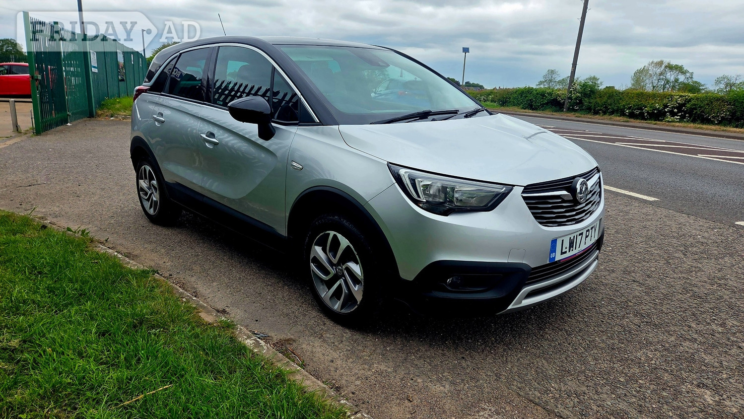 Vauxhall Crossland X 2017 in Atherstone