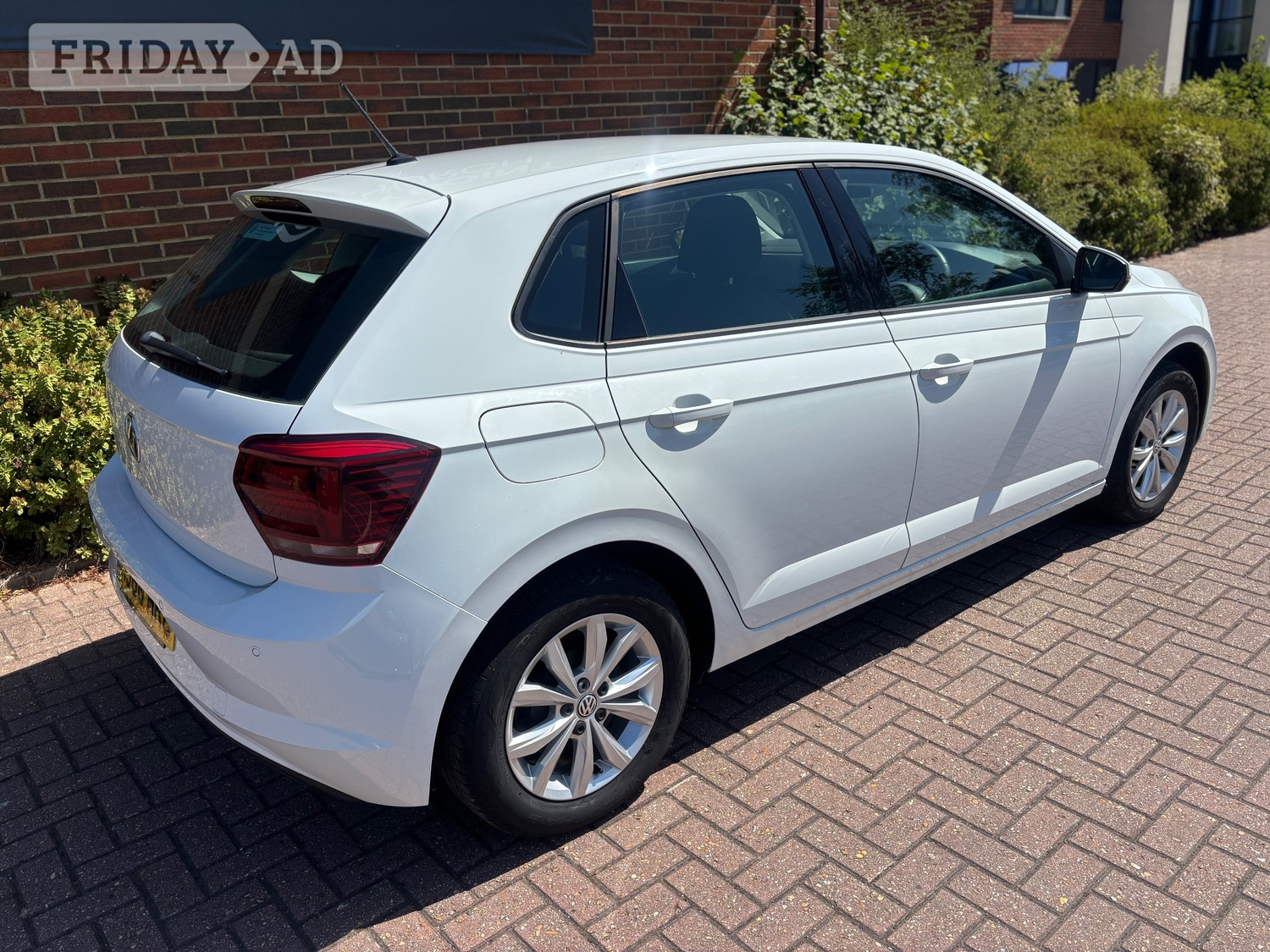 [ berth ]Volkswagen Polo
