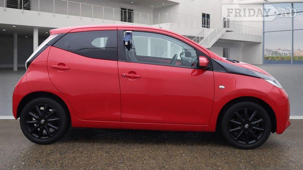 Toyota Aygo 2018 - Cars