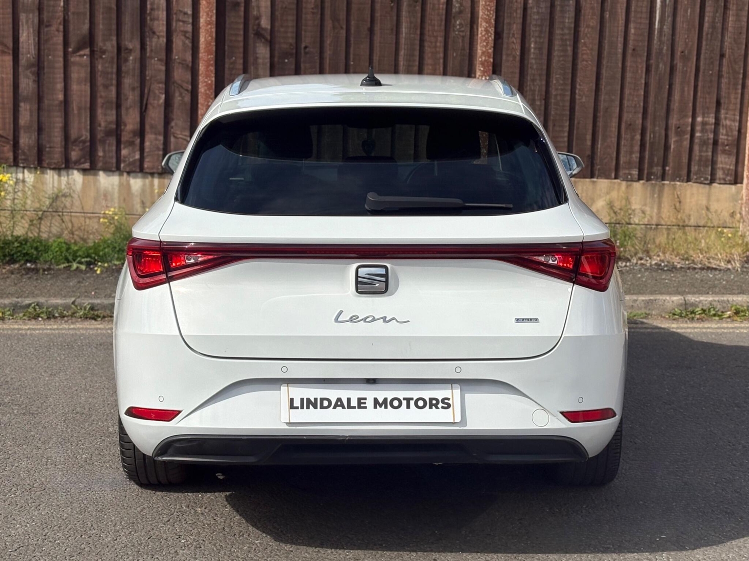 [ berth ]SEAT Leon