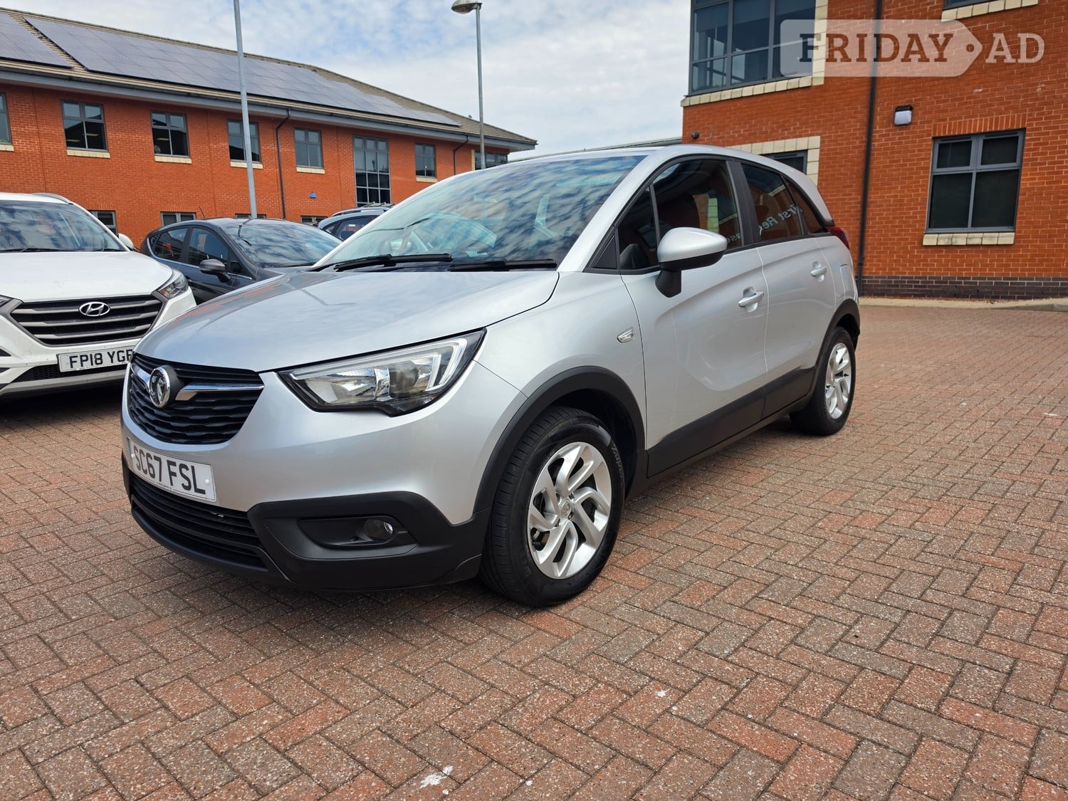 [ berth ]Vauxhall Crossland X