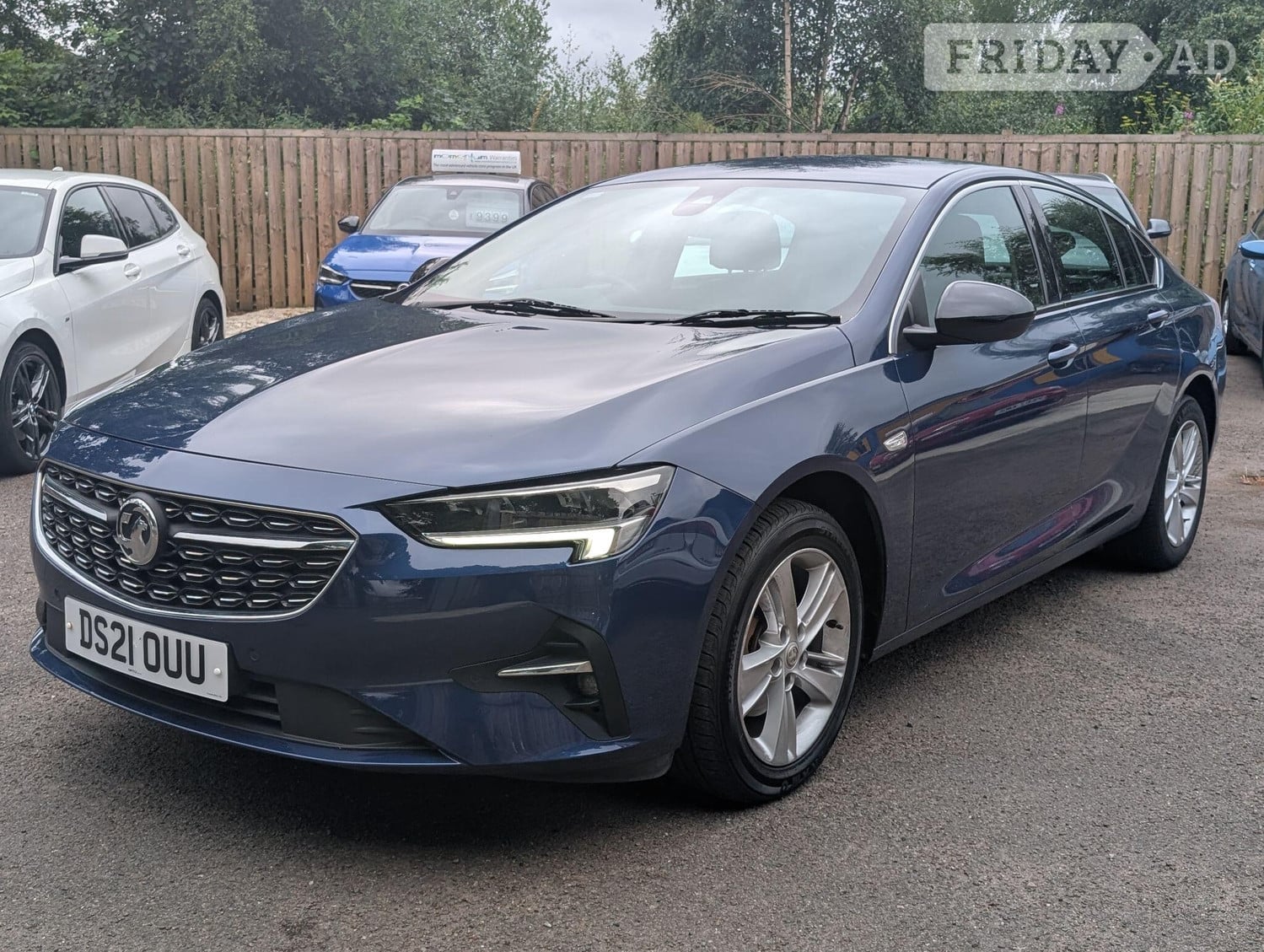 [ berth ]Vauxhall Insignia