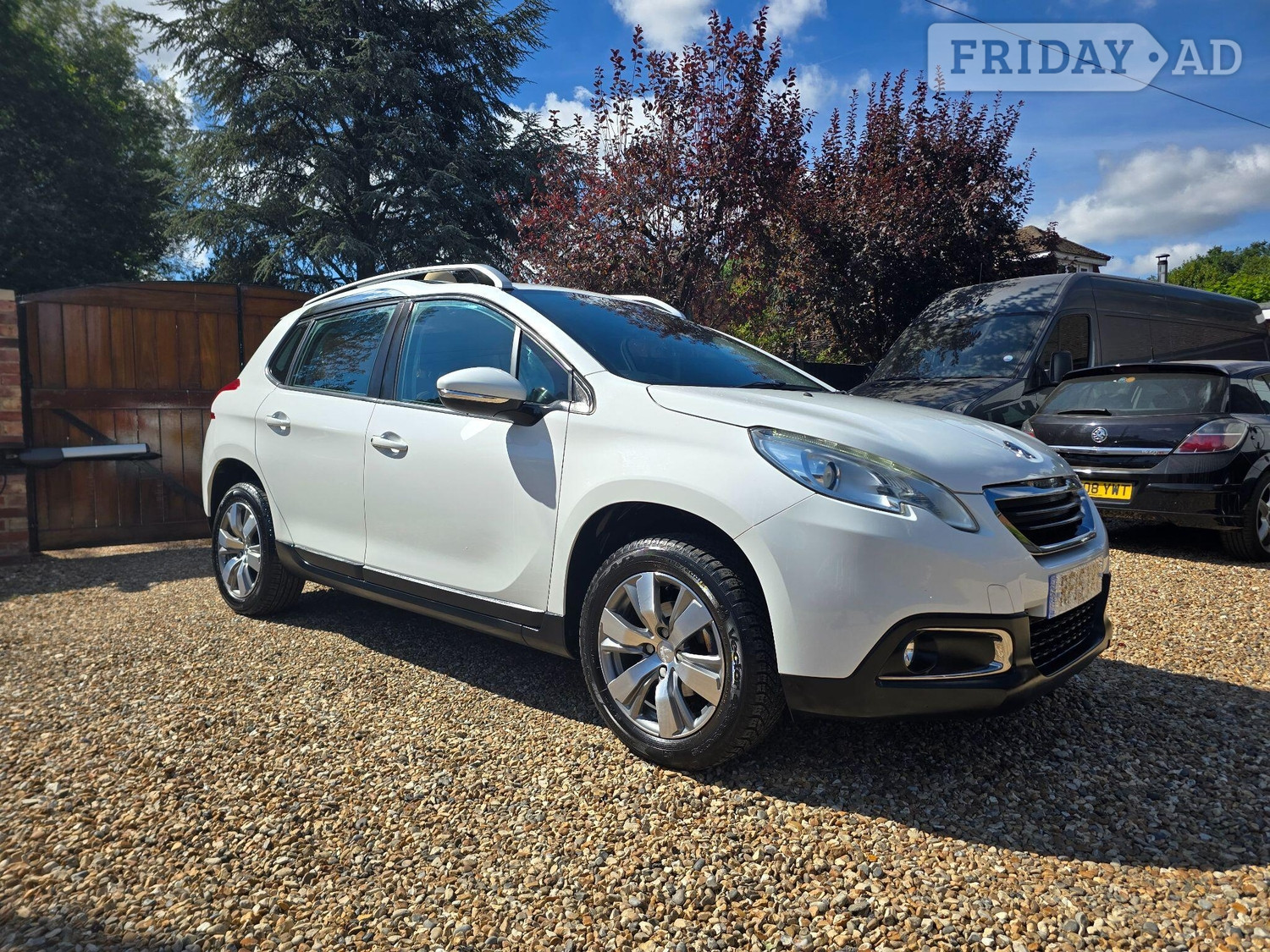 Peugeot 2008 2015 in Aldershot