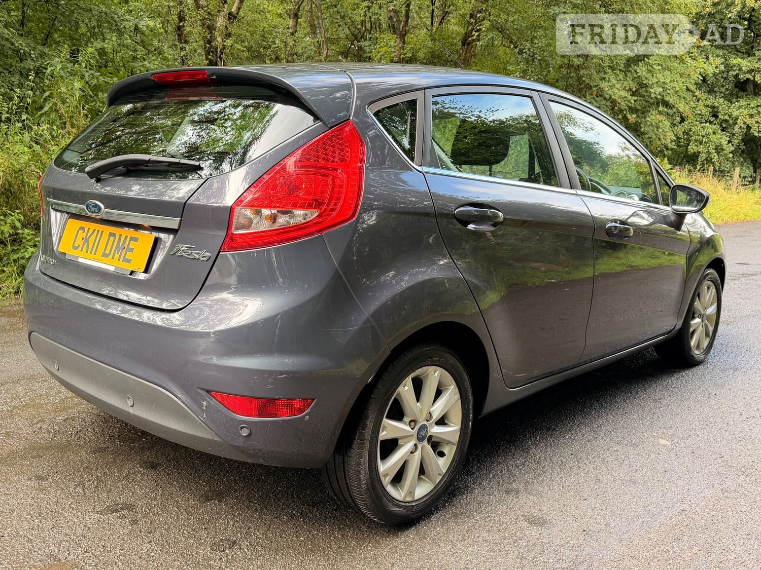 [ berth ]Ford Fiesta