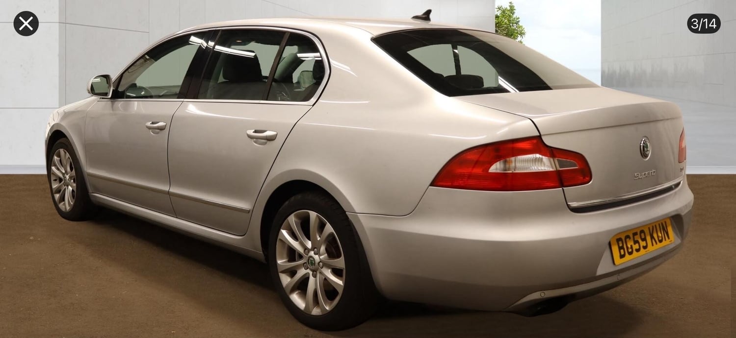 Skoda Superb 2009 - Cars in Sunbury-On-Thames