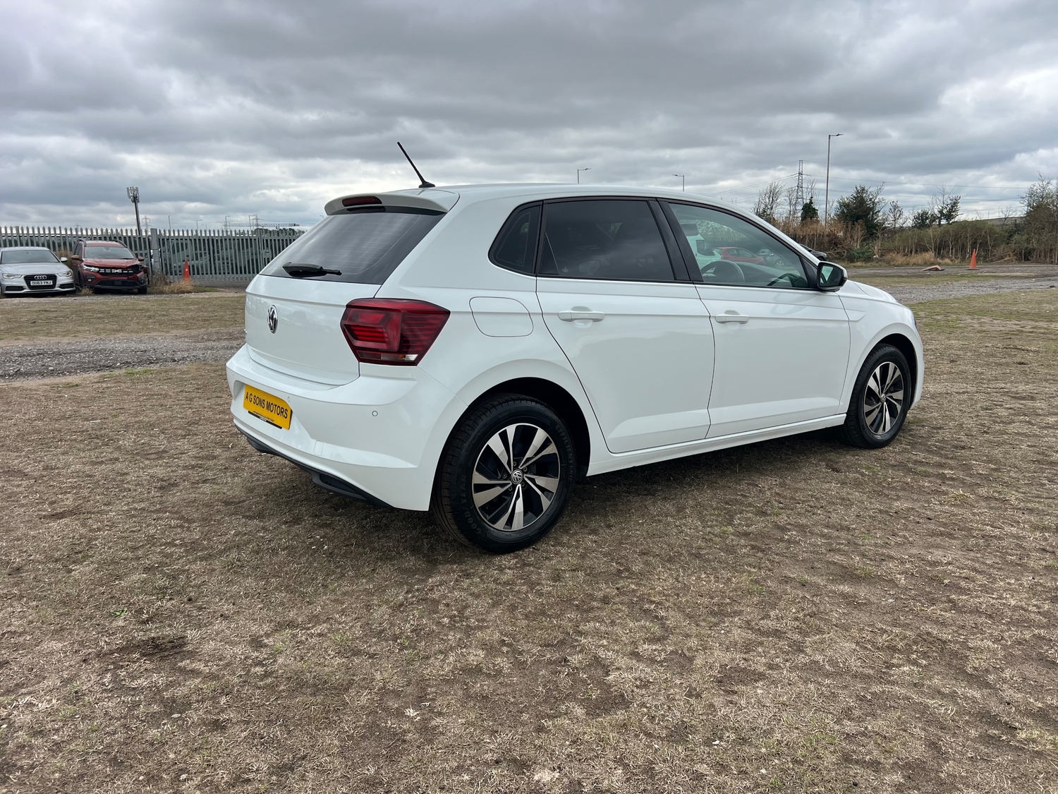 [ berth ]Volkswagen Polo