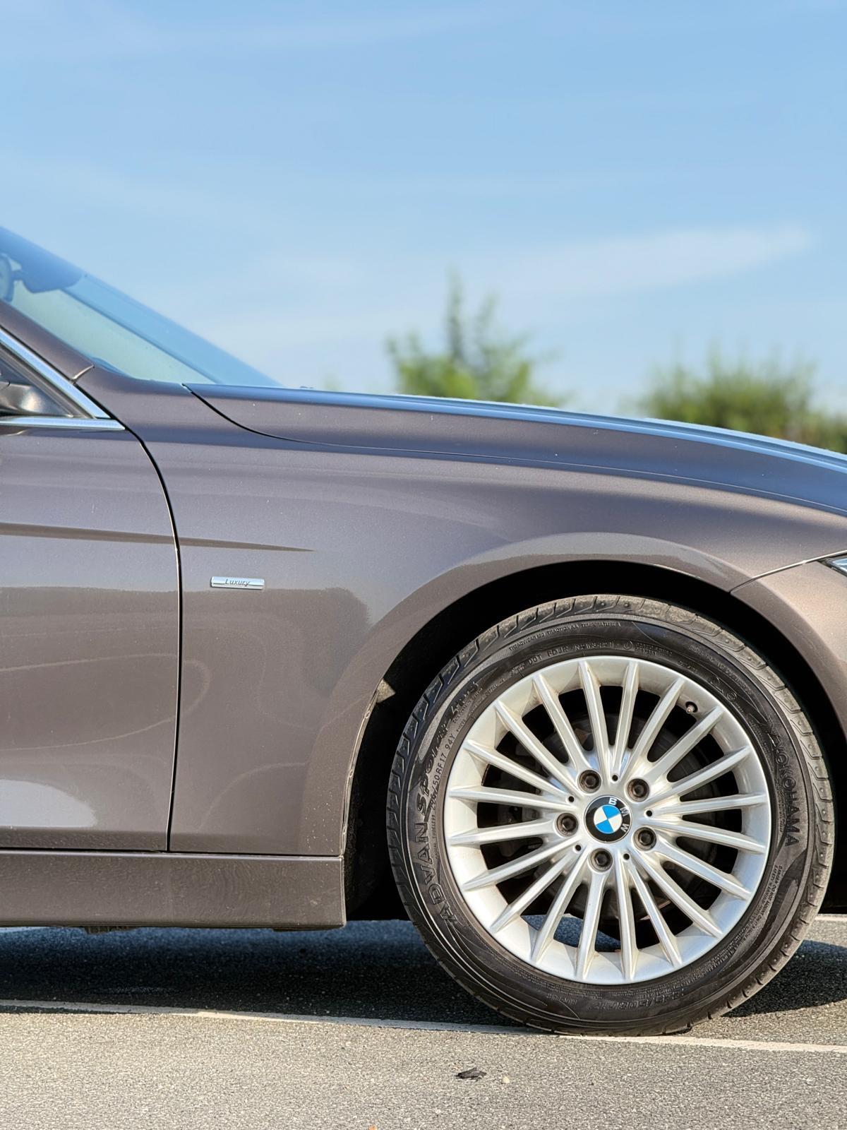 BMW 3 Series 2013 - Cars