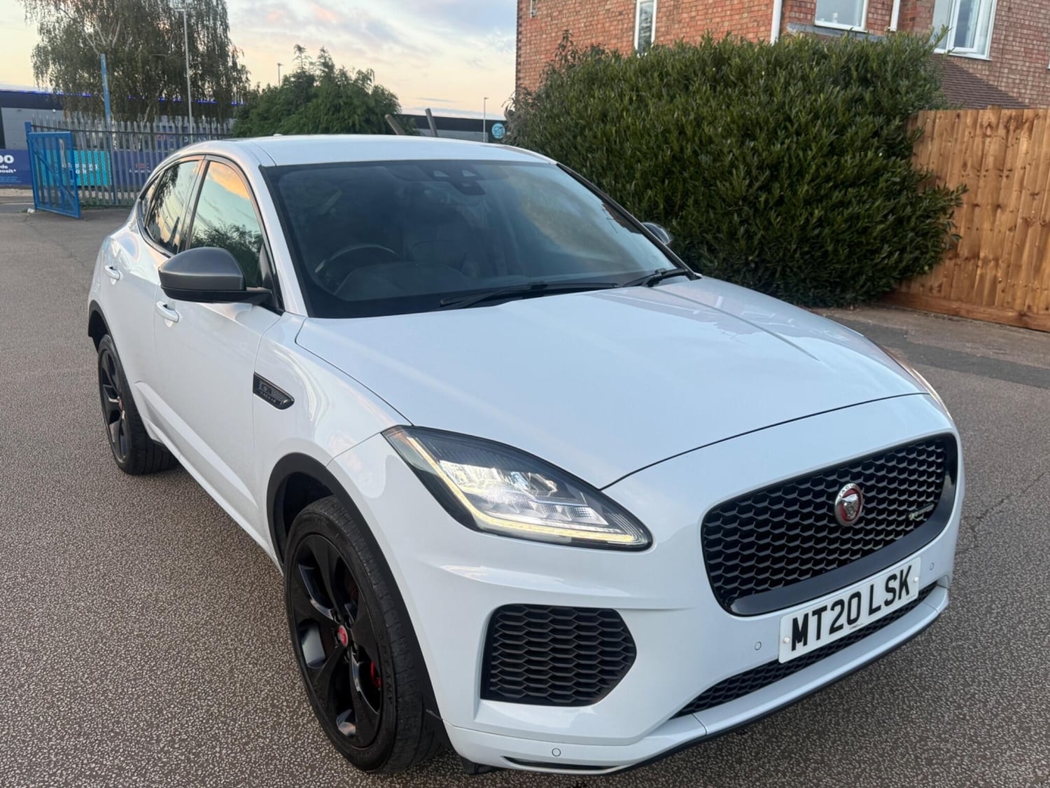 Jaguar E-Pace 2020 - Cars