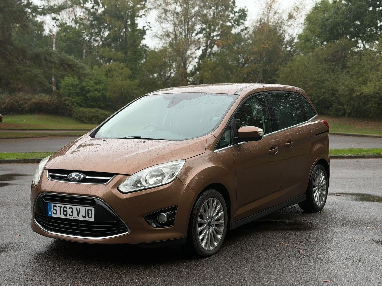 Ford Grand C-MAX Aldershot