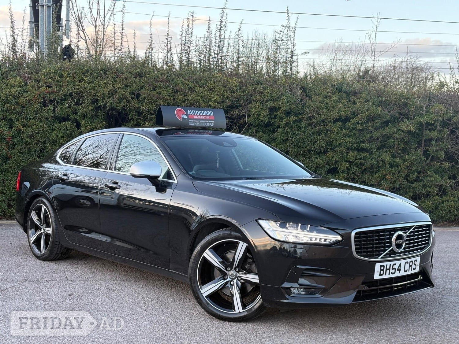 Volvo S90 2017 in Swindon