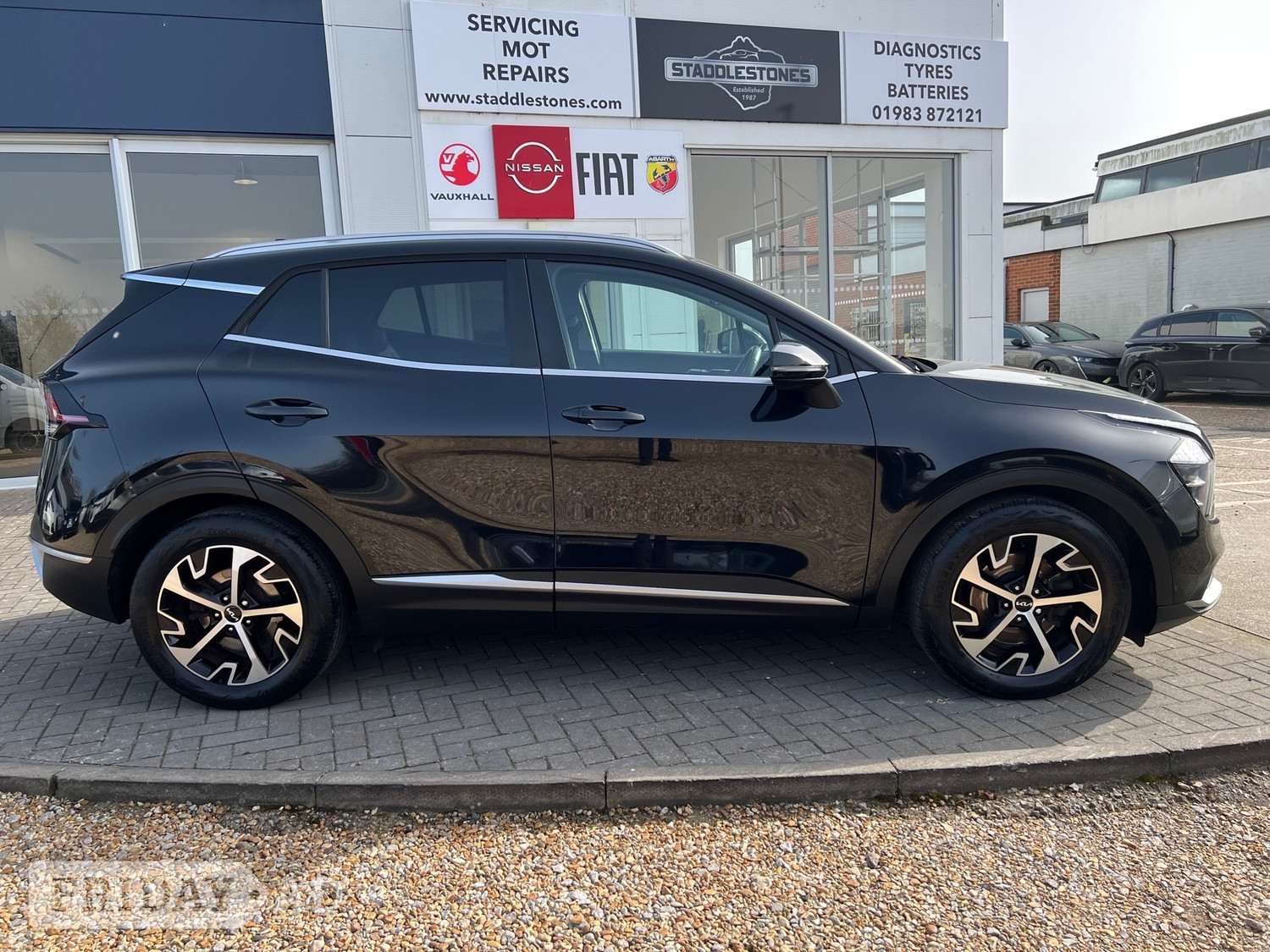 [ berth ]Kia Sportage