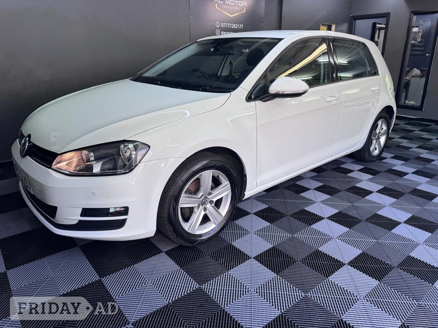 [ berth ]Volkswagen Golf
