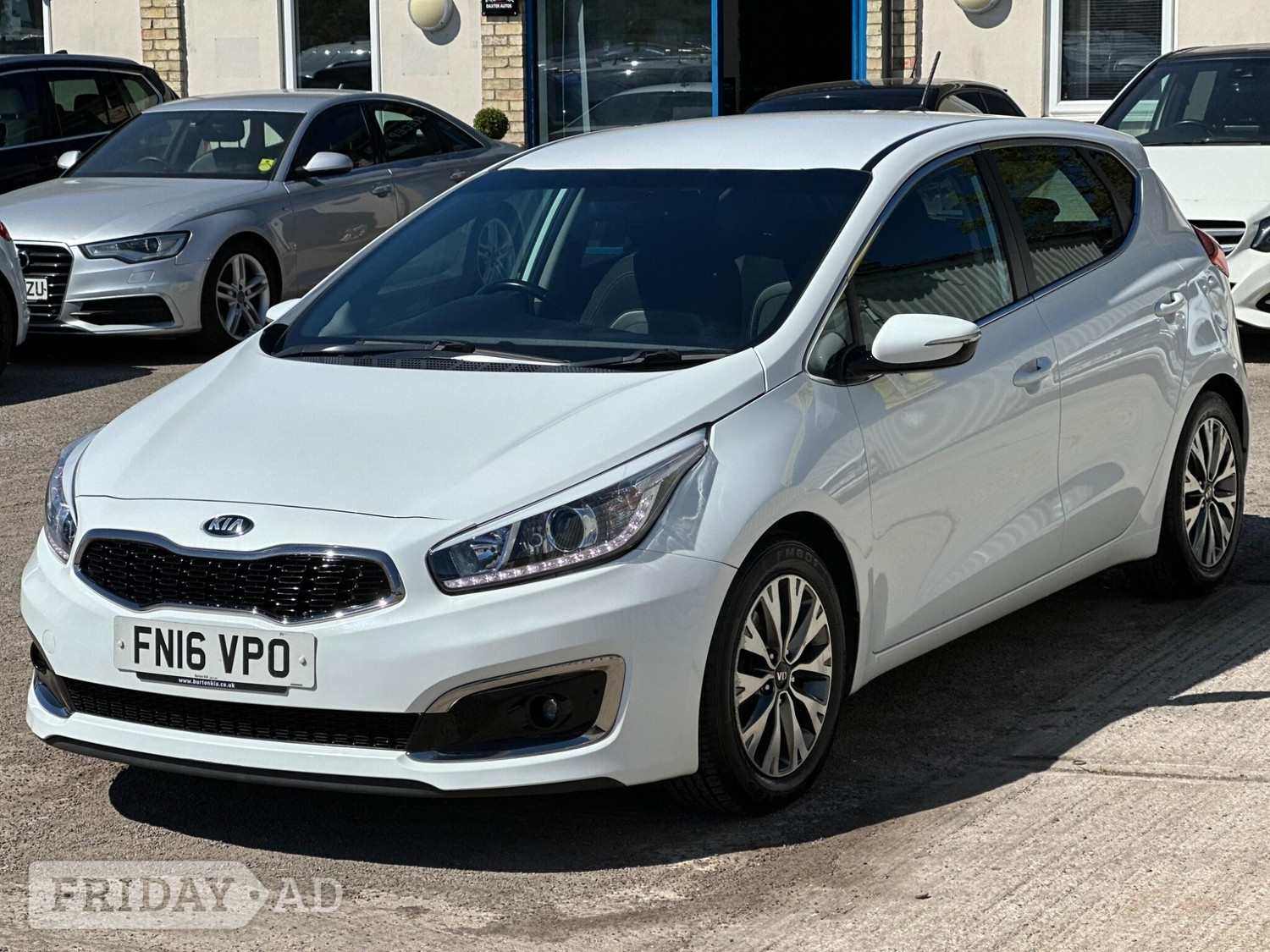 [ berth ]Kia Ceed