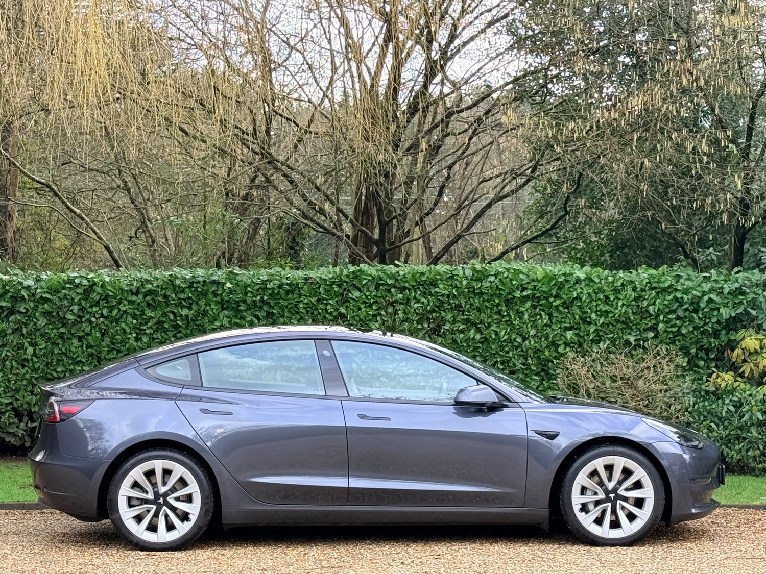 [ berth ]Tesla Model 3