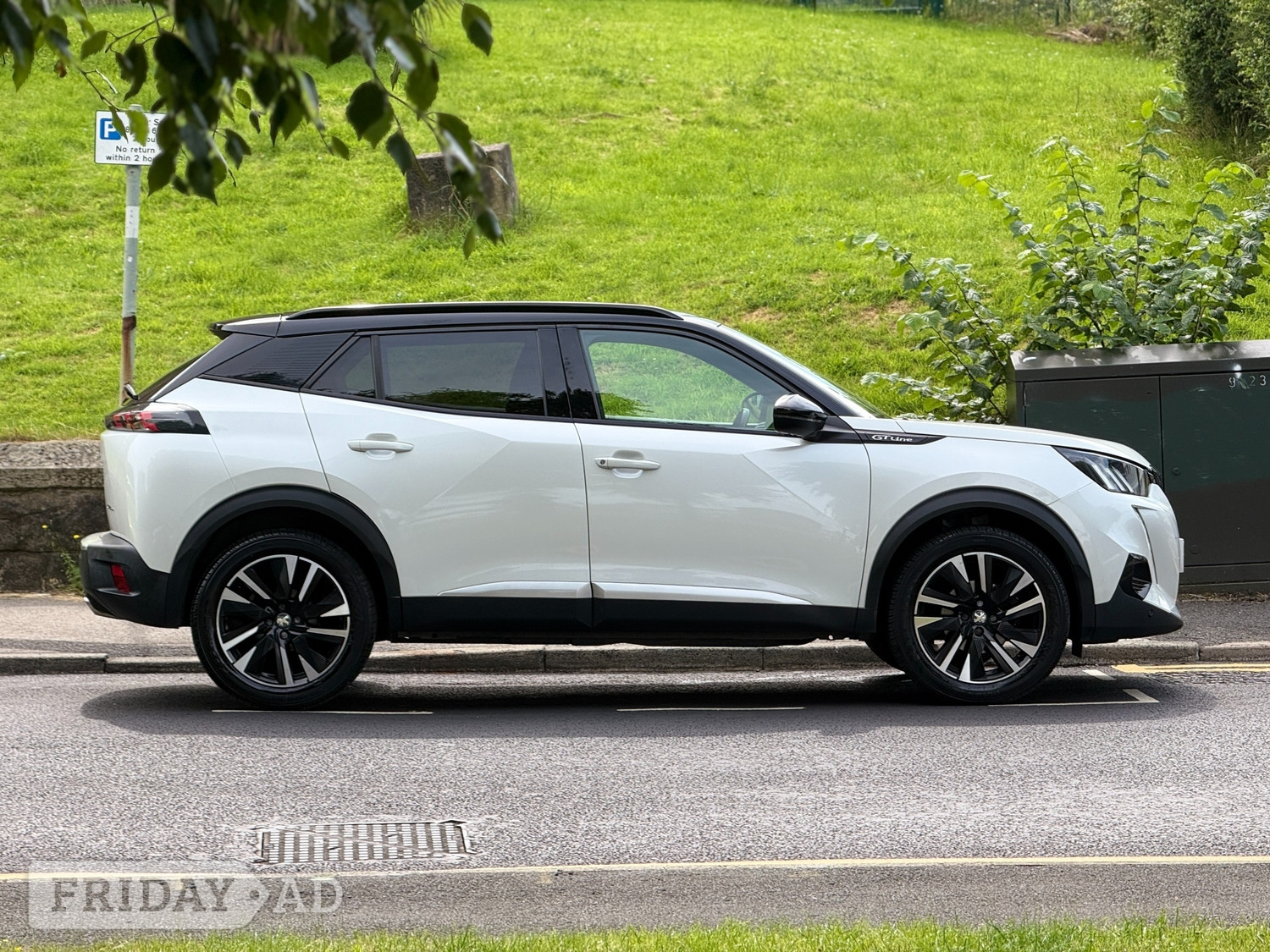 Peugeot 2008 2020 - Cars