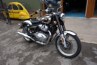 Royal Enfield Classic 2025